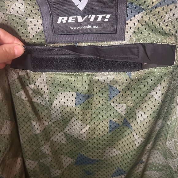 REV’IT! Worker Armored Motorcycle Overshirt, Small, CE Armor, Black - Picture 11 of 16